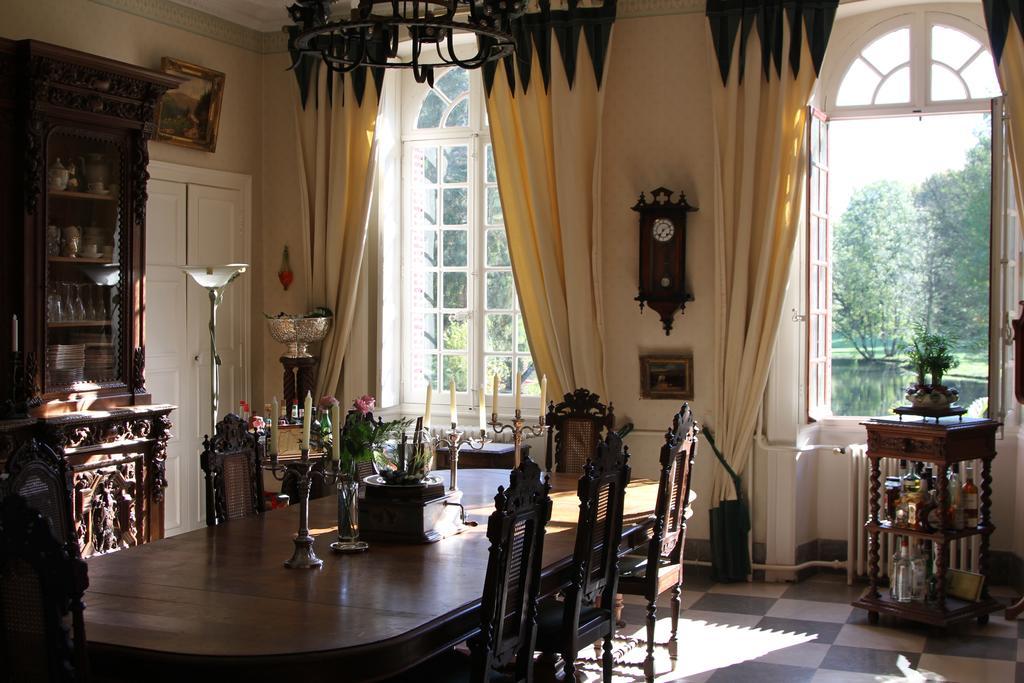 Chateau Du Breuil Bed & Breakfast Gevrolles Eksteriør bilde